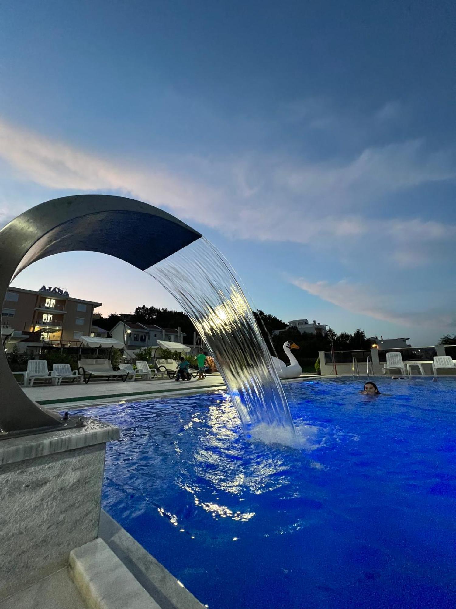 Zalli Appartement Ulcinj