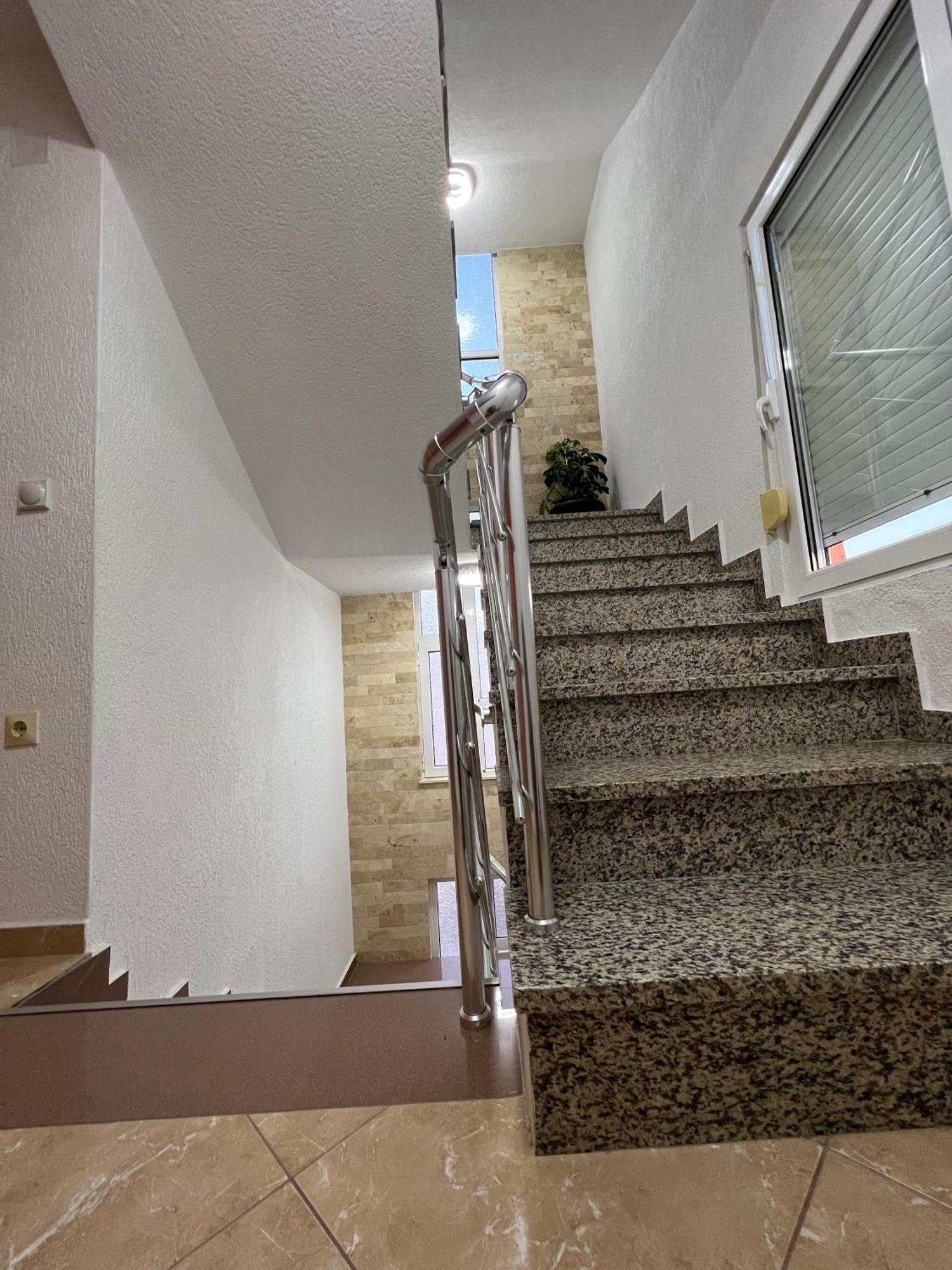 Appartement Zalli